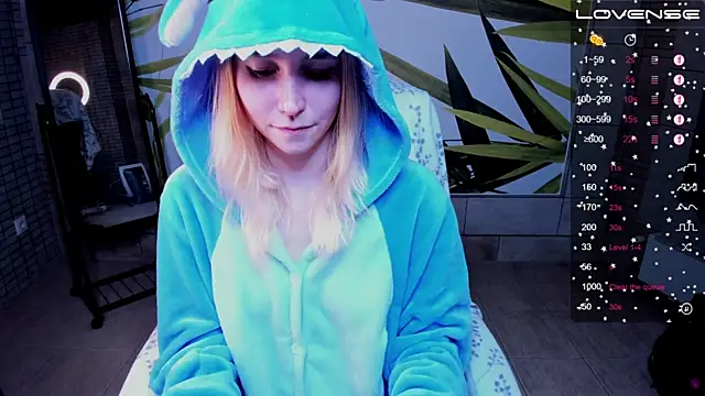 Snapshot of fleximona chatting on October 19, 2025, 8:42 pm fleximona online show from October 19, 2025, 8:42 pm