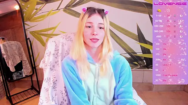 Snapshot of fleximona chatting on November 22, 2025, 9:30 am fleximona online show from November 22, 2025, 9:30 am