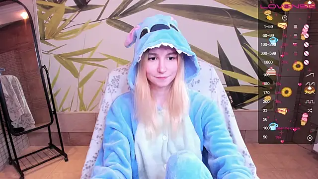 Snapshot of fleximona chatting on February 14, 2026, 9:06 am fleximona online show from February 14, 2026, 9:06 am