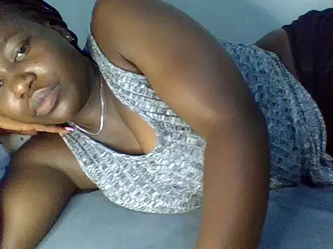 cute-marianna online show from May 13, 2026, 5:49 am