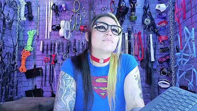 Snapshot of PANDORANEZZ chatting on February 10, 2026, 3:43 am PANDORANEZZ online show from February 10, 2026, 3:43 am