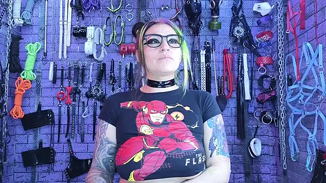 Snapshot of PANDORANEZZ chatting on February 22, 2026, 9:13 pm PANDORANEZZ online show from February 22, 2026, 9:13 pm