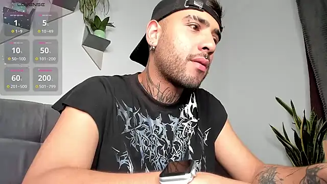 Snapshot of imferrer chatting on February 21, 2025, 6:07 am imferrer online show from February 21, 2025, 6:07 am