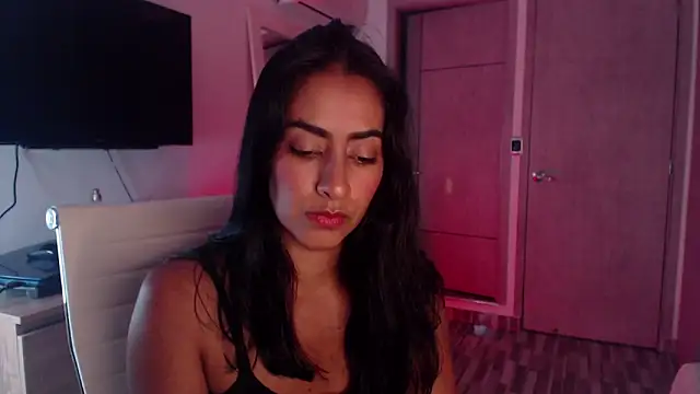 Brown skin11 online show from November 19, 2025, 9:48 pm