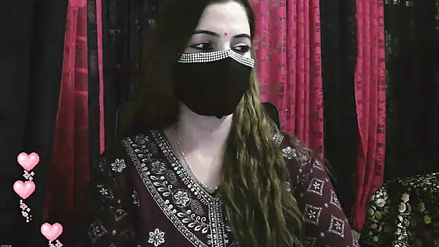 Cute Sonii online show from December 21, 2024, 6:02 pm