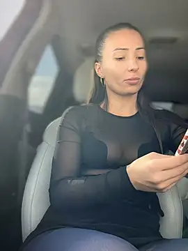 Snapshot of YOUR-KARINA chatting on February 4, 2025, 7:51 am YOUR-KARINA online show from February 4, 2025, 7:51 am