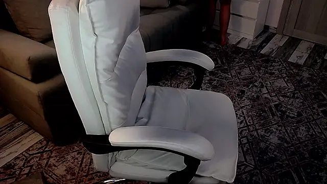 Snapshot of EvaRelusionJ chatting on January 10, 2025, 5:47 am EvaRelusionJ online show from January 10, 2025, 5:47 am