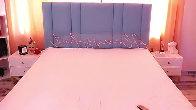 AllwaysHotJ online show from February 23, 2025, 5:56 am