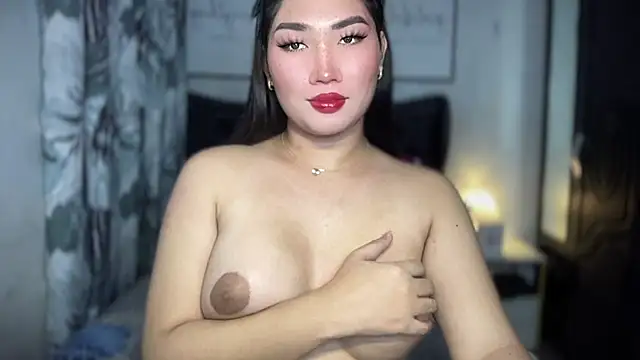 Snapshot of Miss_Deliciousness chatting on April 21, 2026, 4:12 pm Miss Deliciousness online show from April 21, 2026, 4:12 pm