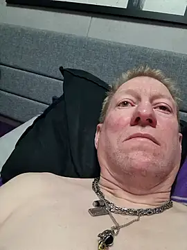 Snapshot of tomtom111111 chatting on February 26, 2026, 5:01 pm tomtom111111 online show from February 26, 2026, 5:01 pm