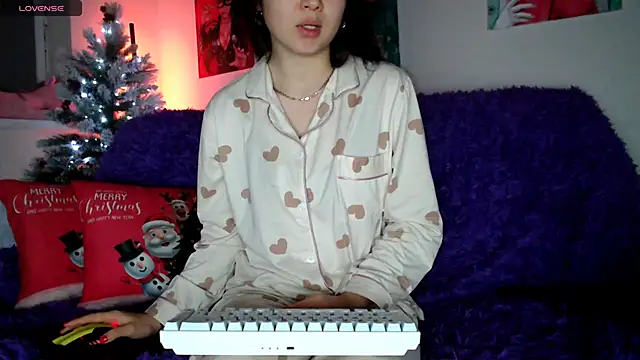 Snapshot of Lili_asian chatting on January 4, 2025, 7:55 pm Lili asian online show from January 4, 2025, 7:55 pm