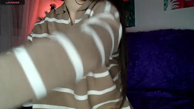 Snapshot of Lili_asian chatting on January 24, 2025, 7:49 pm Lili asian online show from January 24, 2025, 7:49 pm