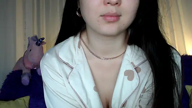 Snapshot of Lili_asian chatting on February 17, 2025, 8:58 pm Lili asian online show from February 17, 2025, 8:58 pm