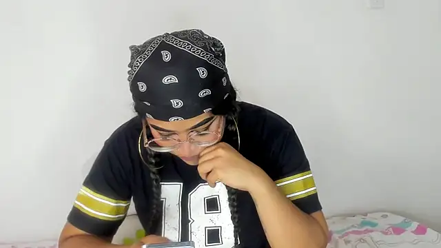 moana taylor online show from February 20, 2025, 4:36 pm