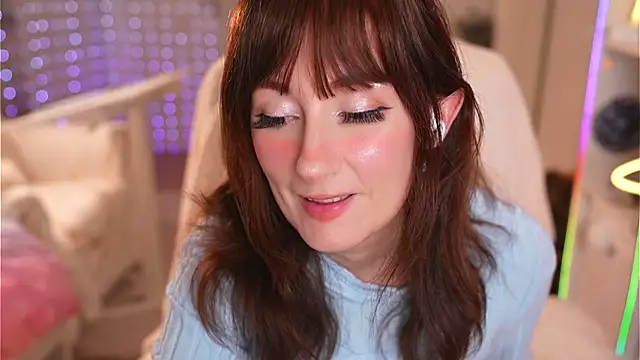 Snapshot of Cissy_Glitter chatting on March 28, 2026, 8:52 pm Cissy Glitter online show from March 28, 2026, 8:52 pm