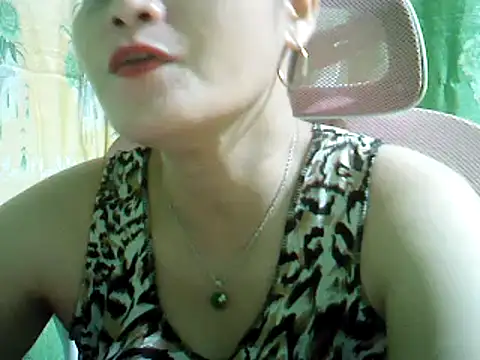 Snapshot of ashlylove25 chatting on February 12, 2026, 4:02 pm ashlylove25 online show from February 12, 2026, 4:02 pm