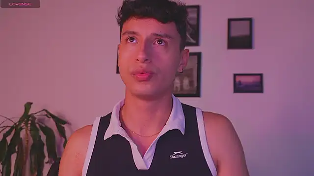 Snapshot of I_Gabriel chatting on February 10, 2026, 5:44 am I Gabriel online show from February 10, 2026, 5:44 am