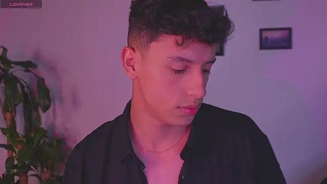 Snapshot of I_Gabriel chatting on February 25, 2026, 4:44 am I Gabriel online show from February 25, 2026, 4:44 am