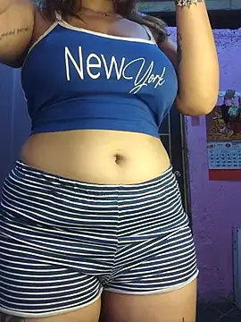 Snapshot of SexyFriends_ chatting on May 17, 2026, 1:25 am SexyFriends online show from May 17, 2026, 1:25 am