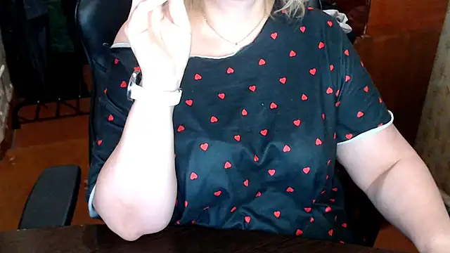 AlisaHot55 online show from July 10, 2026, 10:51 am