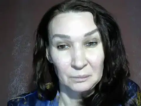 PrettyAndWild online show from December 19, 2024, 4:24 pm