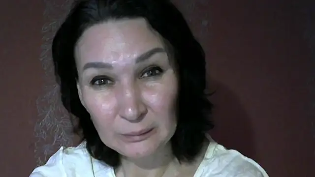 PrettyAndWild online show from October 24, 2025, 3:41 pm