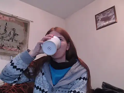 Snapshot of Geile-Luna chatting on January 8, 2026, 7:27 pm Geile-Luna online show from January 8, 2026, 7:27 pm