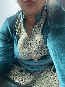 Snapshot of Preet_Kaur_69 chatting on December 17, 2024, 1:49 pm Preet Kaur 69 online show from December 17, 2024, 1:49 pm