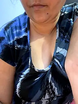 Snapshot of Preet_Kaur_69 chatting on September 30, 2025, 6:35 pm Preet Kaur 69 online show from September 30, 2025, 6:35 pm