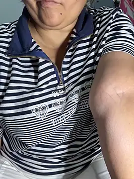 Snapshot of Preet_Kaur_69 chatting on May 6, 2026, 6:13 pm Preet Kaur 69 online show from May 6, 2026, 6:13 pm