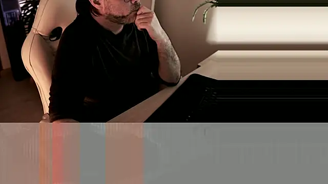 Sanders White online show from December 29, 2024, 1:13 am