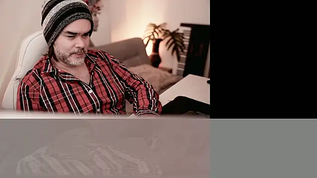 Sanders White online show from January 21, 2025, 4:37 pm