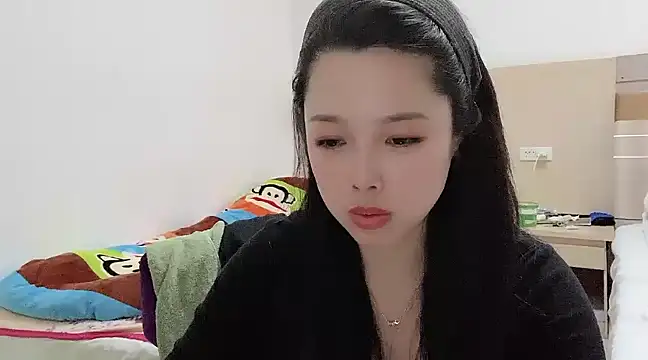 Snapshot of kk_lele chatting on January 13, 2025, 3:45 am kk lele online show from January 13, 2025, 3:45 am