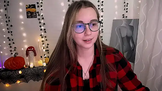 SweetPrincess  online show from October 24, 2025, 6:10 am