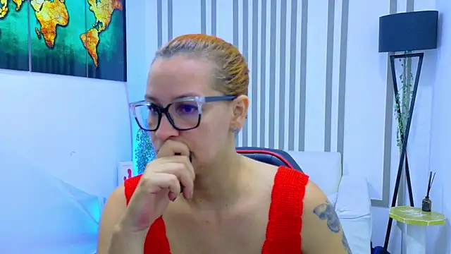 Snapshot of Britney_taylor_ chatting on October 30, 2025, 10:21 pm Britney taylor online show from October 30, 2025, 10:21 pm