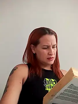 Snapshot of Britney_taylor_ chatting on November 13, 2025, 8:41 pm Britney taylor online show from November 13, 2025, 8:41 pm