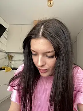 Snapshot of little_belucci chatting on March 5, 2026, 12:56 pm little belucci online show from March 5, 2026, 12:56 pm