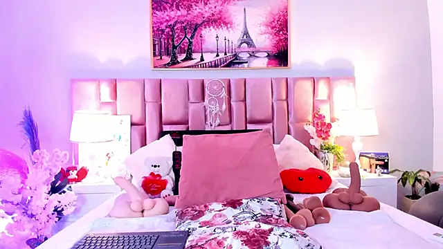 Anaa Bellaa online show from November 14, 2025, 12:26 pm