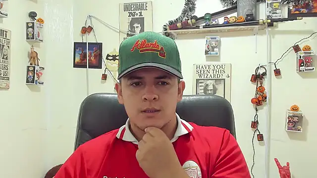 ney 22 online show from October 24, 2025, 8:27 pm