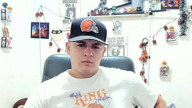 ney 22 online show from November 1, 2025, 11:12 am