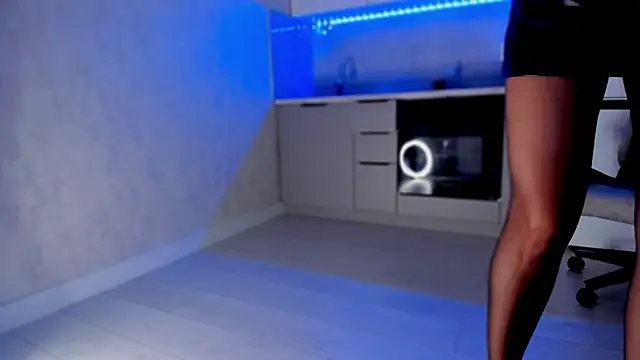 Snapshot of HotyPlays chatting on January 27, 2025, 9:22 pm HotyPlays online show from January 27, 2025, 9:22 pm