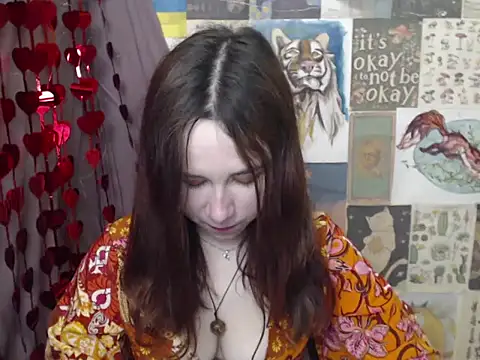 Snapshot of VeryVeryVeryShy_ chatting on February 9, 2026, 6:39 am VeryVeryVeryShy online show from February 9, 2026, 6:39 am