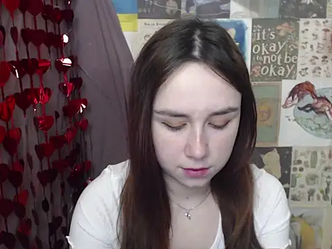 Snapshot of VeryVeryVeryShy_ chatting on February 19, 2026, 7:15 am VeryVeryVeryShy online show from February 19, 2026, 7:15 am