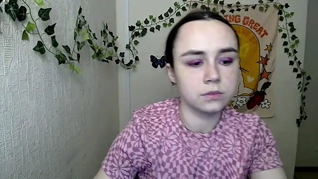 Snapshot of VeryVeryVeryShy_ chatting on February 28, 2026, 6:36 am VeryVeryVeryShy online show from February 28, 2026, 6:36 am