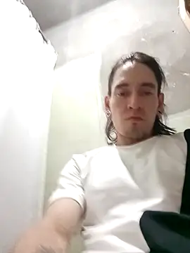 Alex012501 online show from December 28, 2024, 7:44 am