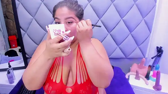 Snapshot of Luci_SexDeep chatting on November 23, 2025, 3:17 am Luci SexDeep online show from November 23, 2025, 3:17 am