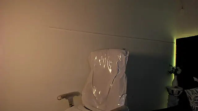 Snapshot of lauren_fit chatting on February 13, 2026, 6:15 pm lauren fit online show from February 13, 2026, 6:15 pm