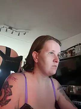 wetgerman 2 online show from March 13, 2025, 1:40 pm