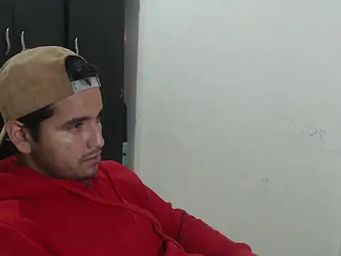 kylian 07 online show from November 18, 2025, 1:22 am