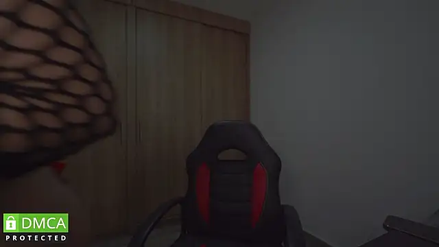 Snapshot of Dubois_Amy chatting on February 19, 2026, 12:39 am Dubois Amy online show from February 19, 2026, 12:39 am